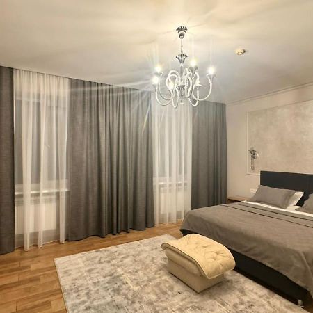 Nurtau Hotel Pavlodar Buitenkant foto