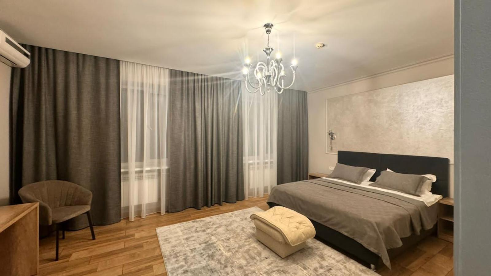 Nurtau Hotel Pavlodar Buitenkant foto